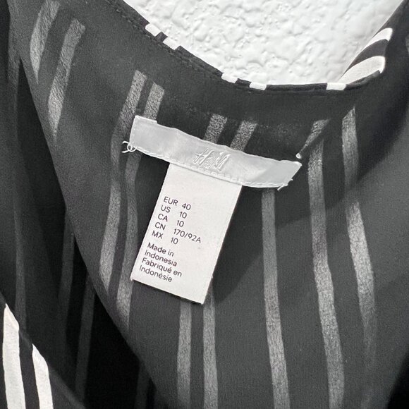 H&M Black and White Strappy Top - Picture 6 of 6